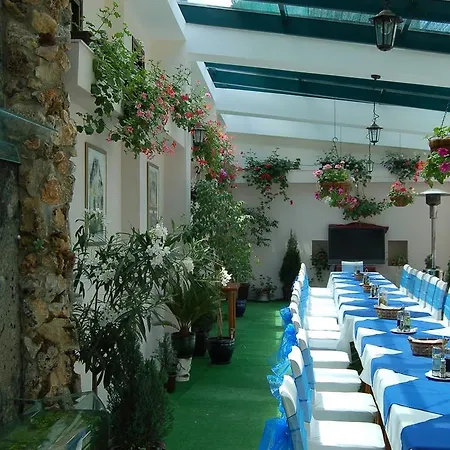 Hotel Kniaz Boris 2*