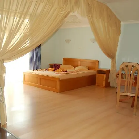 Kniaz Boris Hotel 2*